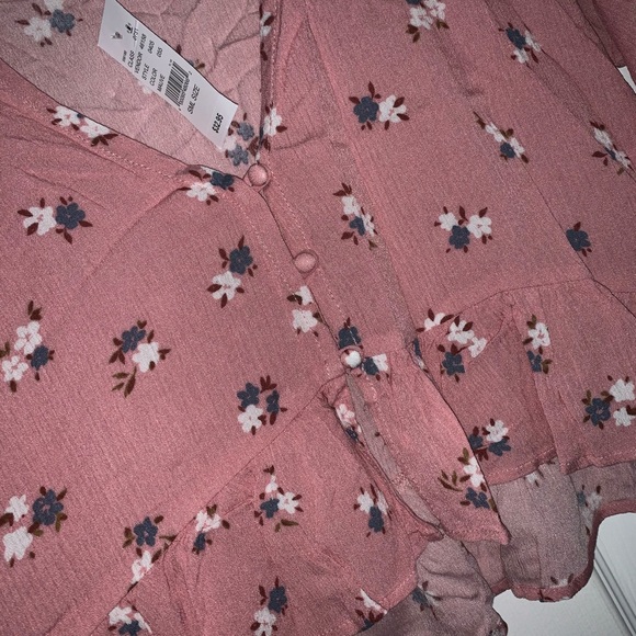 pink floral blouse - Picture 5 of 7